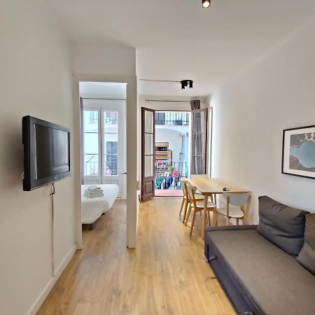 Cozy Apartment In Gracia Barcelona Exterior photo